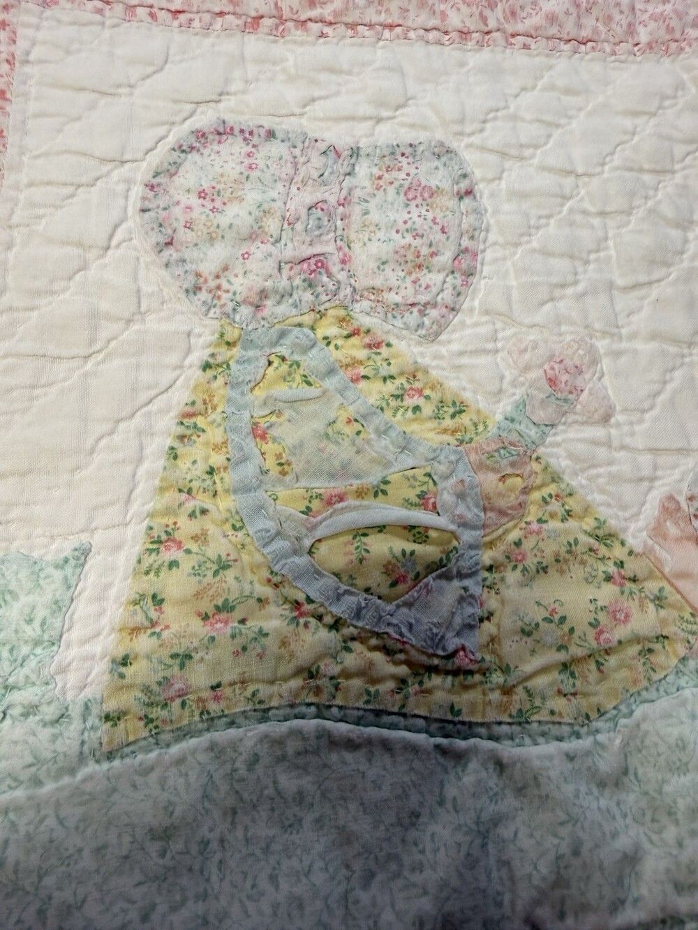 Vintage Arch Quilts sun bonnet sue cottage Patchwork Quilt, Pastel Multicolor